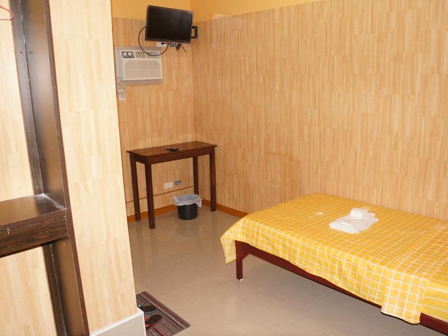 Daylight Inn Davao City Buitenkant foto