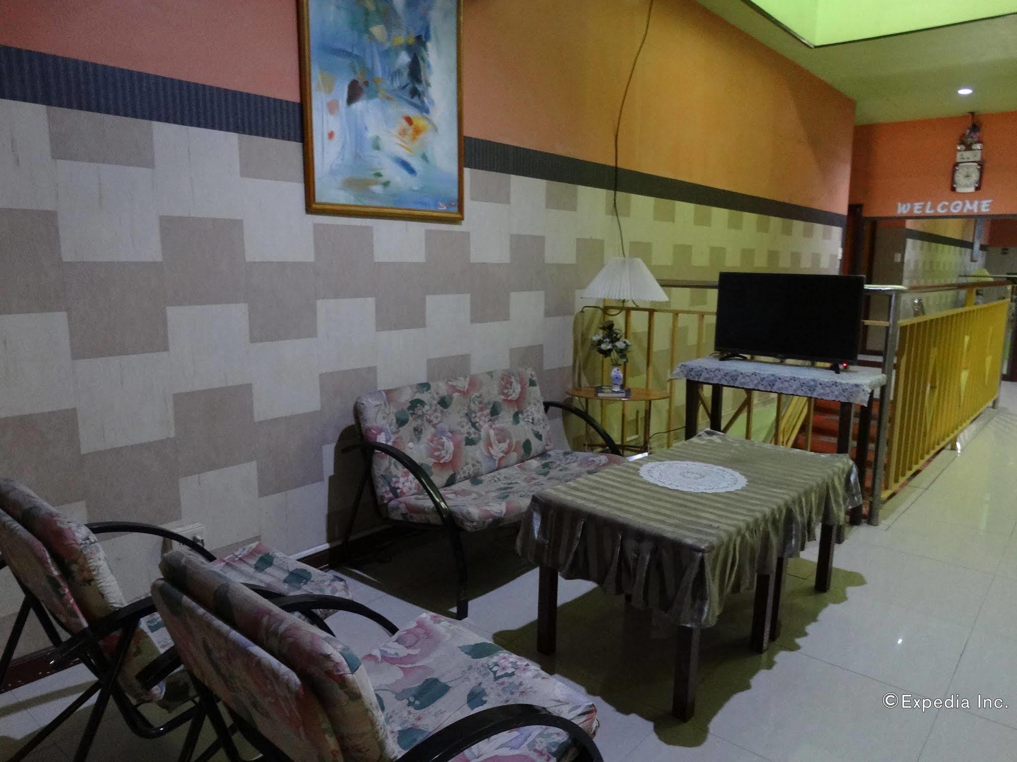 Daylight Inn Davao City Buitenkant foto