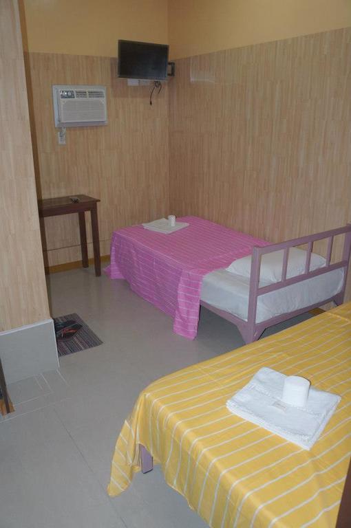 Daylight Inn Davao City Buitenkant foto